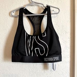 Victoria Sports The Player racer back sports bra size M very good condition